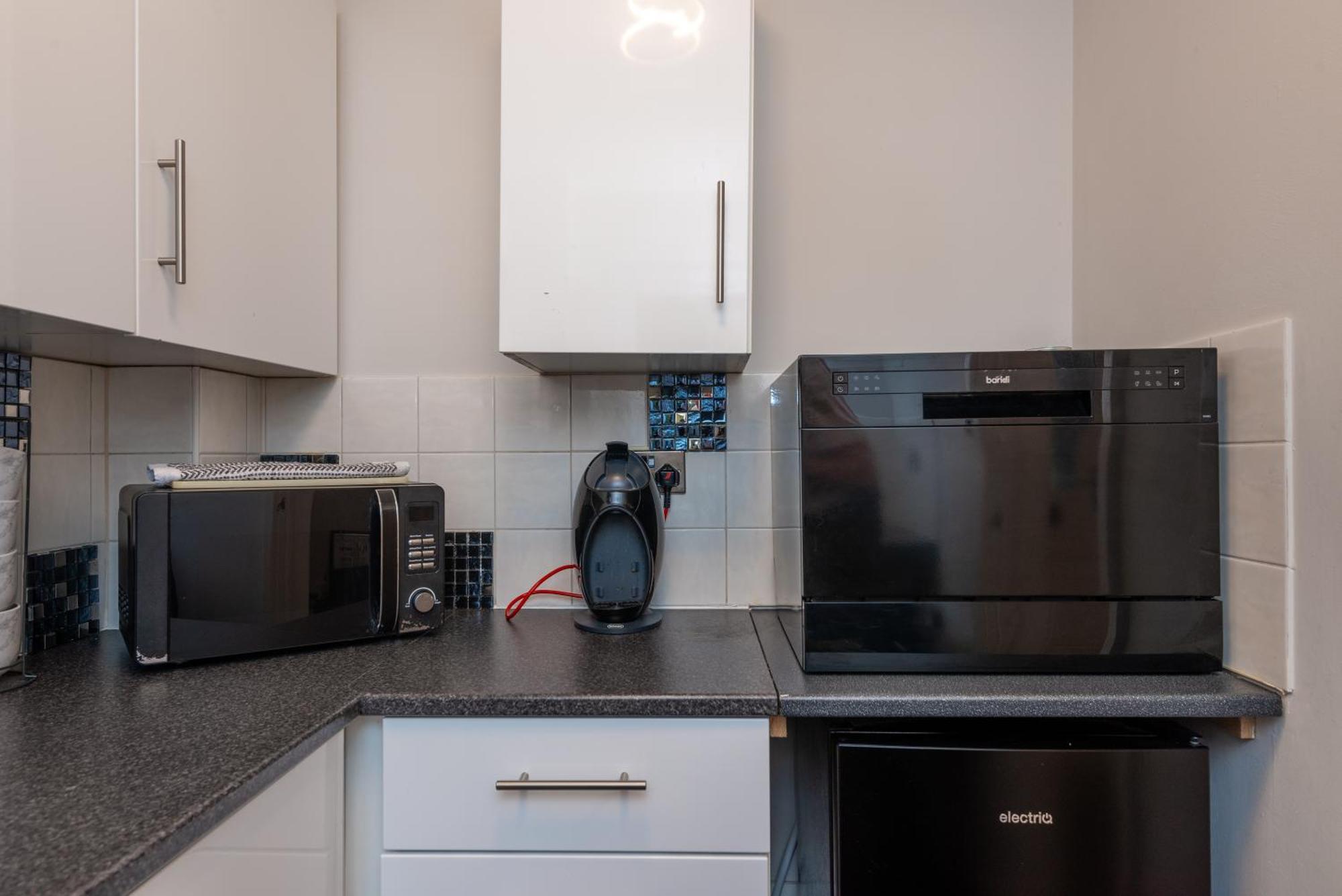 Worcester Fabulous Cherry Tree Mews Self Check In Dogs Welcome By Prior Arrangement , 2 Double Bedrooms ,Super Fast Wi-Fi, With Free Off Road Parking For 2 Vehicles Near Royal Hospital And Woodland Walks Bagian luar foto