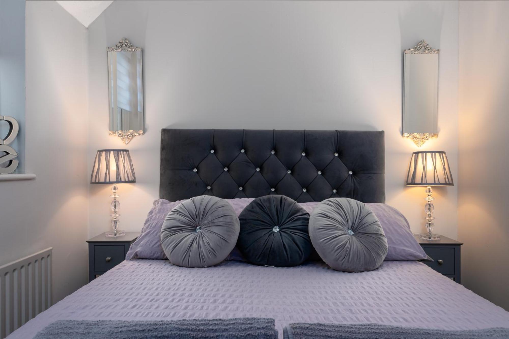 Worcester Fabulous Cherry Tree Mews Self Check In Dogs Welcome By Prior Arrangement , 2 Double Bedrooms ,Super Fast Wi-Fi, With Free Off Road Parking For 2 Vehicles Near Royal Hospital And Woodland Walks Bagian luar foto