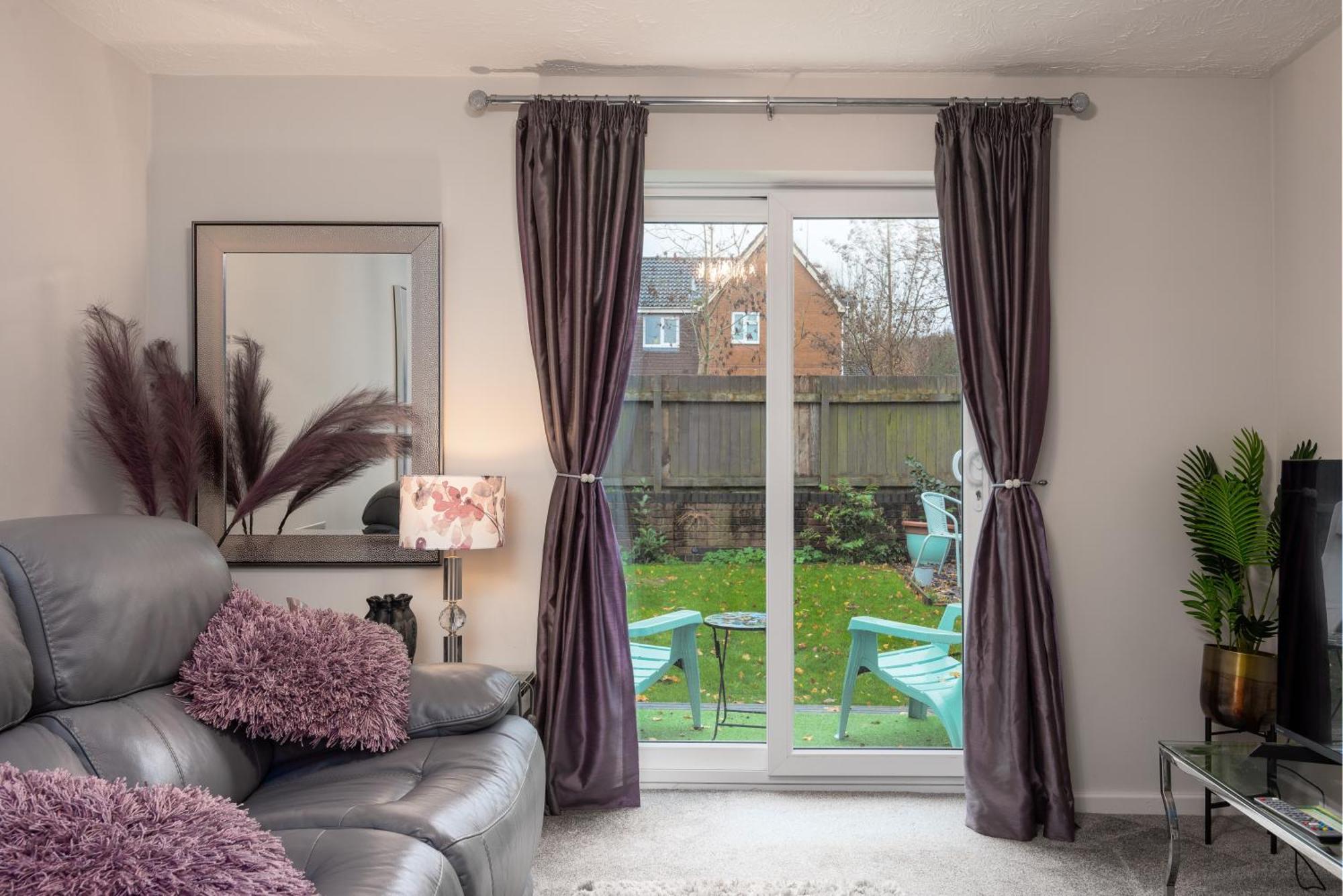 Worcester Fabulous Cherry Tree Mews Self Check In Dogs Welcome By Prior Arrangement , 2 Double Bedrooms ,Super Fast Wi-Fi, With Free Off Road Parking For 2 Vehicles Near Royal Hospital And Woodland Walks Bagian luar foto