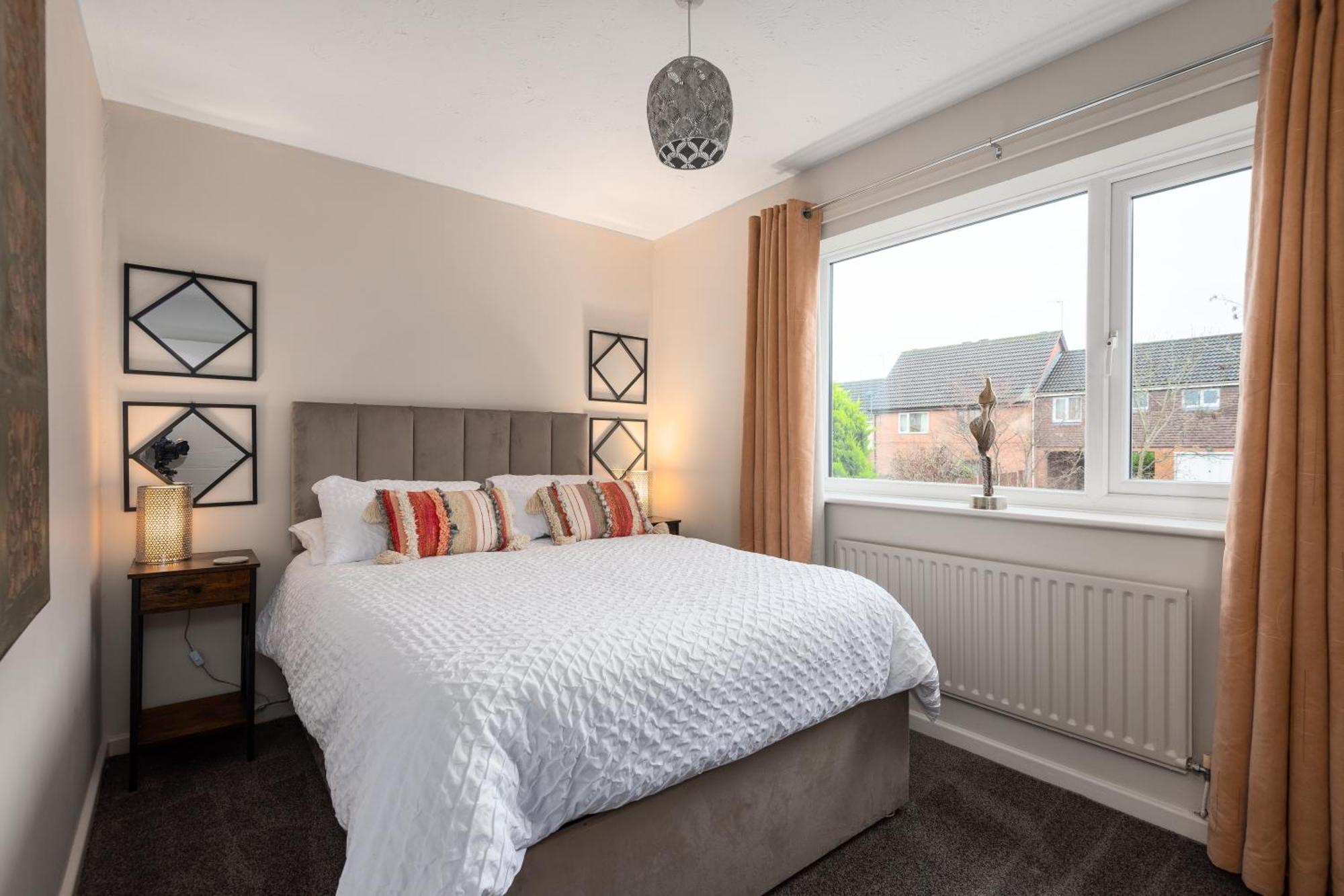 Worcester Fabulous Cherry Tree Mews Self Check In Dogs Welcome By Prior Arrangement , 2 Double Bedrooms ,Super Fast Wi-Fi, With Free Off Road Parking For 2 Vehicles Near Royal Hospital And Woodland Walks Bagian luar foto